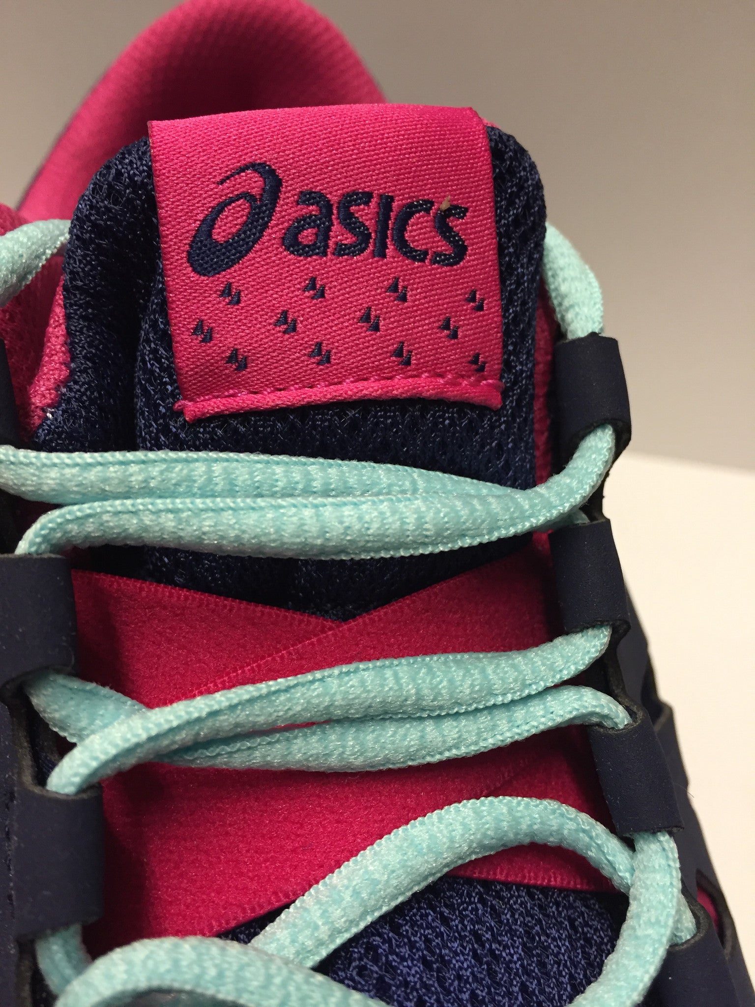 Asics gel cheap fit tempo